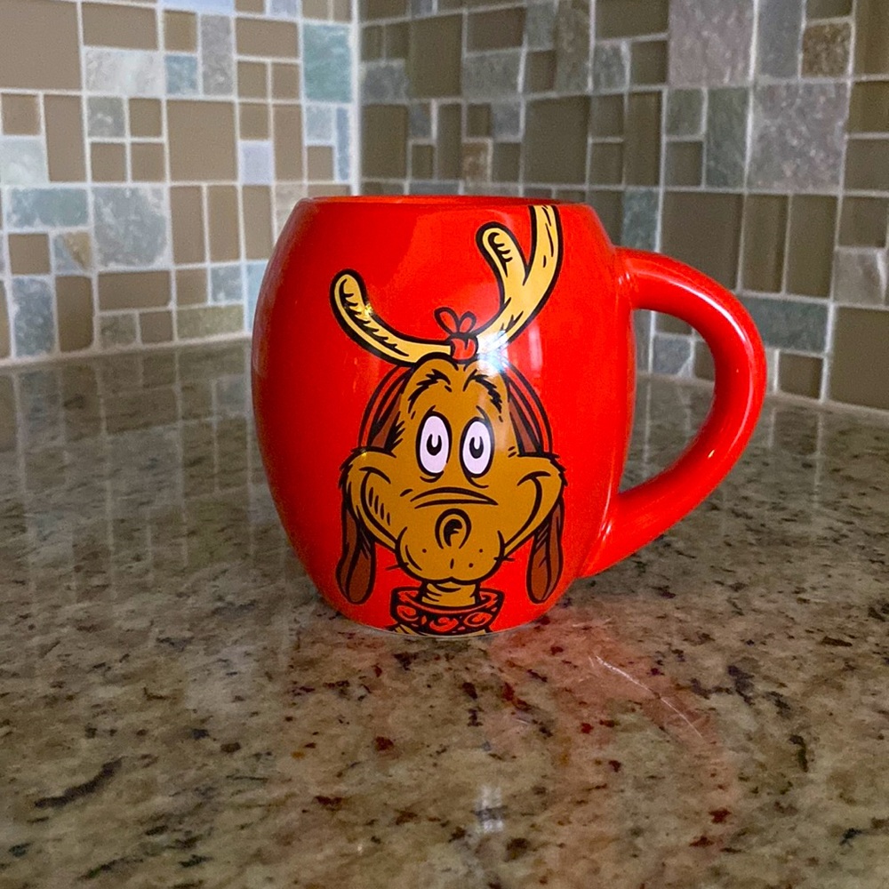 Dr. Seuss Max the dog Christmas mug, 16 oz.